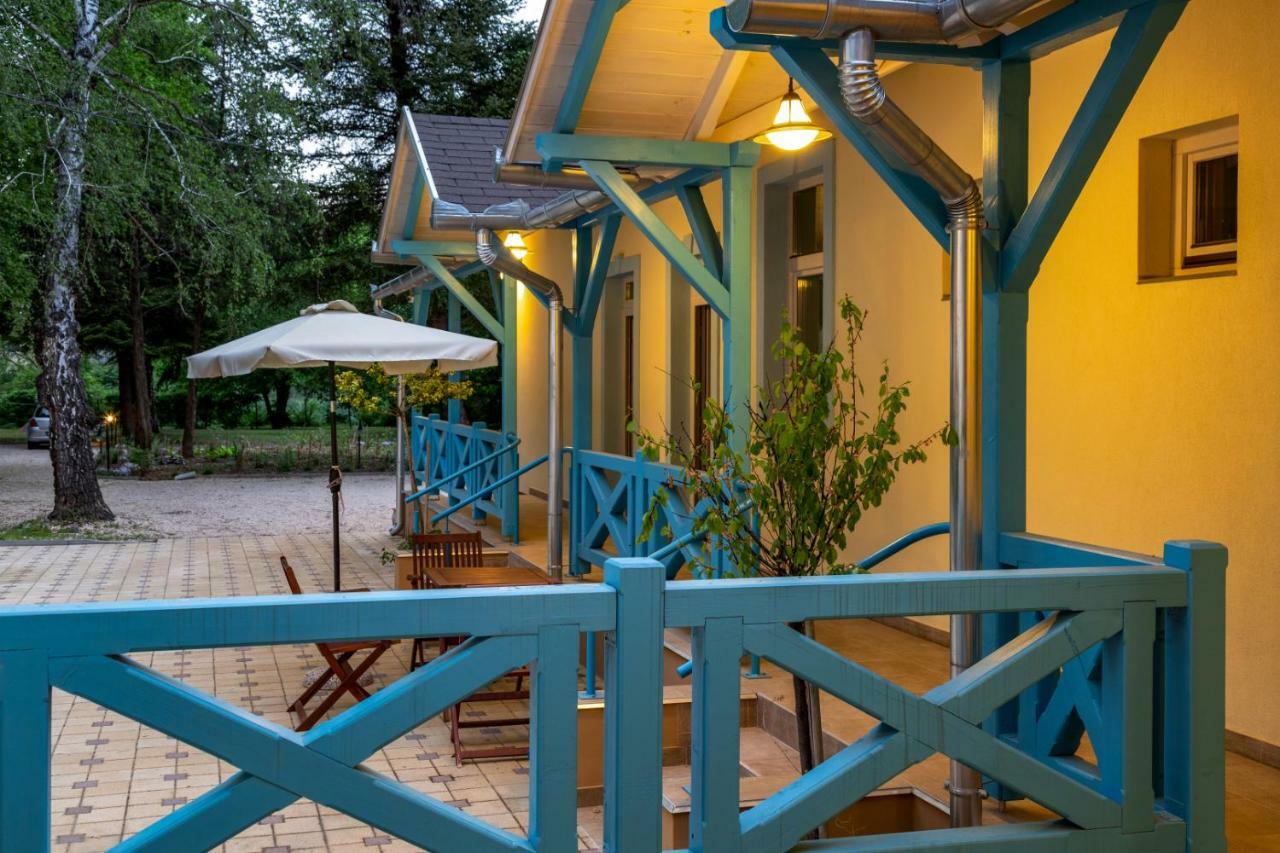 Balzsam apartmanház Harkány Esterno foto