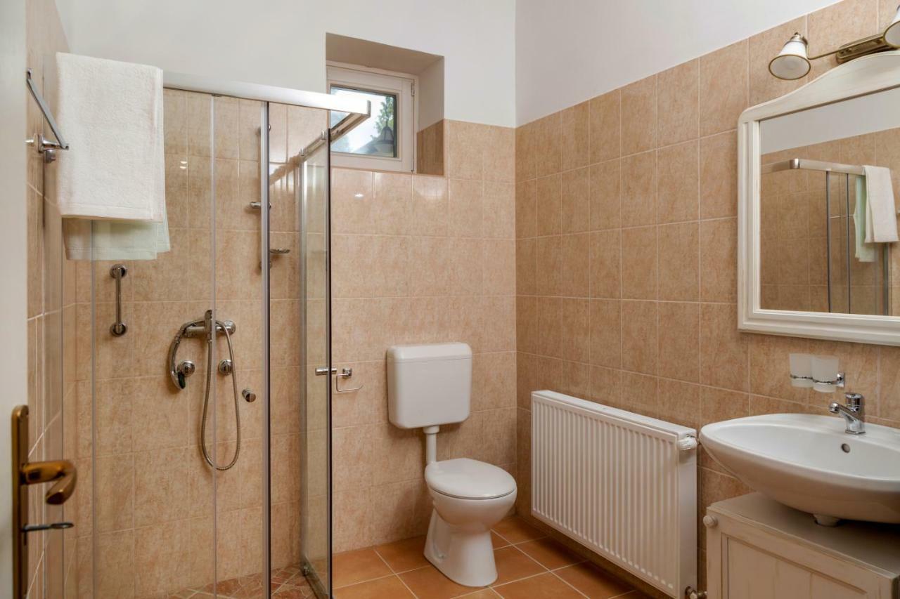 Balzsam apartmanház Harkány Esterno foto