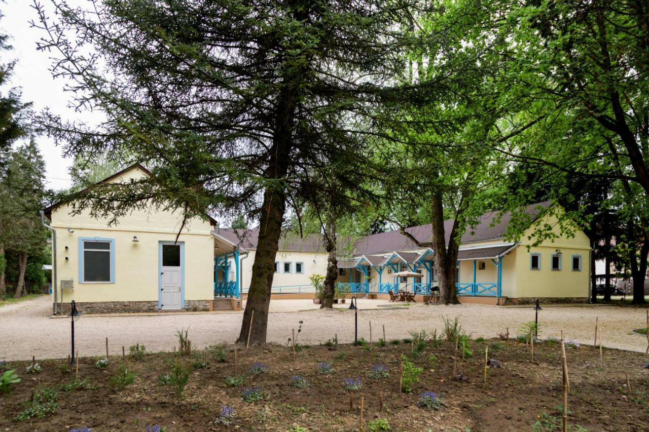 Balzsam apartmanház Harkány Esterno foto