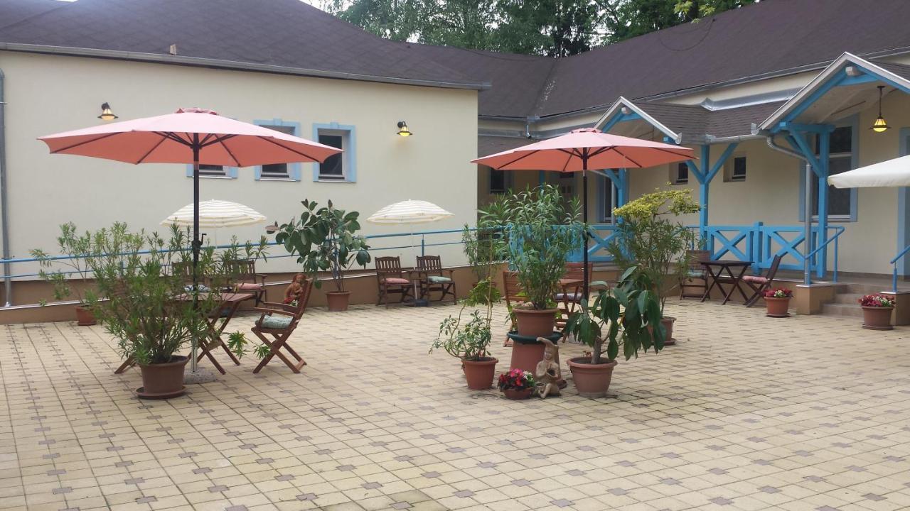 Balzsam apartmanház Harkány Esterno foto